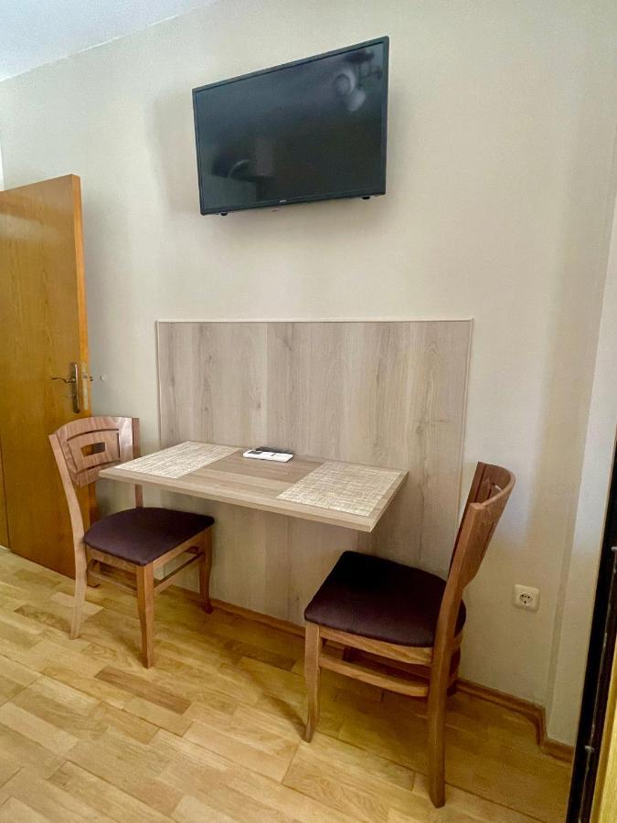 Sunny Apartment Varna Bagian luar foto